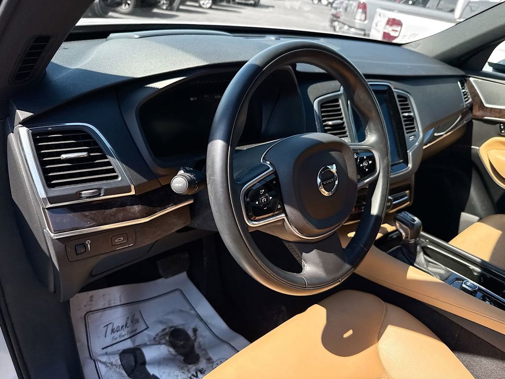 Used 2019 Volvo XC90 T6 Momentum w/ Advanced Package image 10