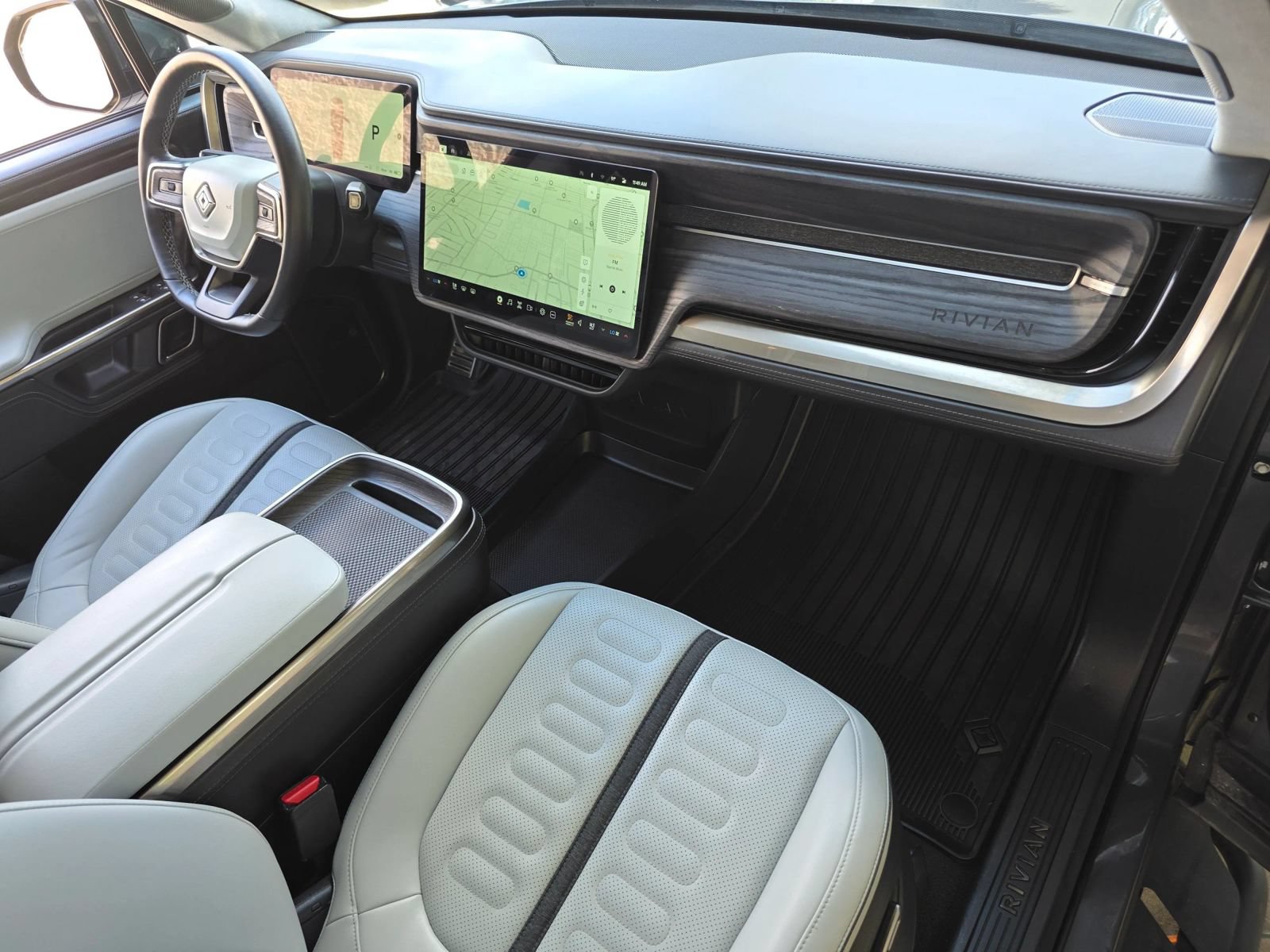 Used 2023 Rivian R1S Adventure Quad AWD/4WD image 28