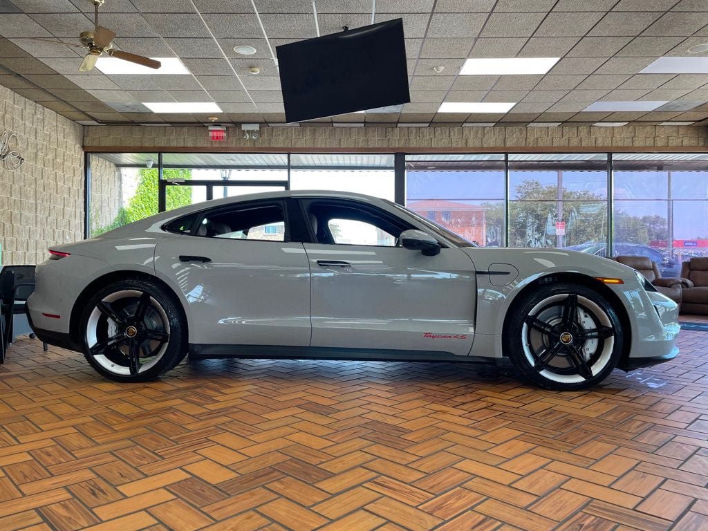Used 2022 Porsche Taycan 4S AWD/4WD image 7