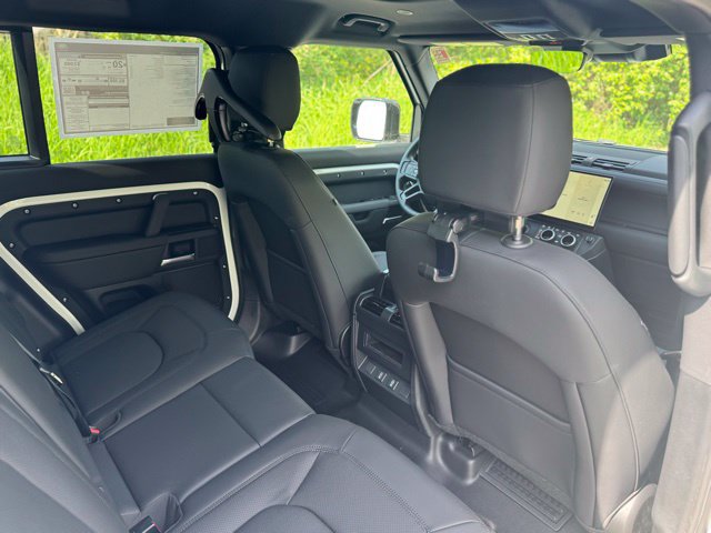 New 2026 Land Rover Defender 110 S AWD/4WD image 15