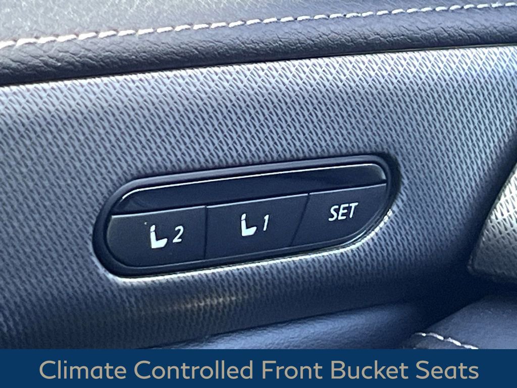 Certified 2025 INFINITI QX60 Luxe w/ Black Edition image 24