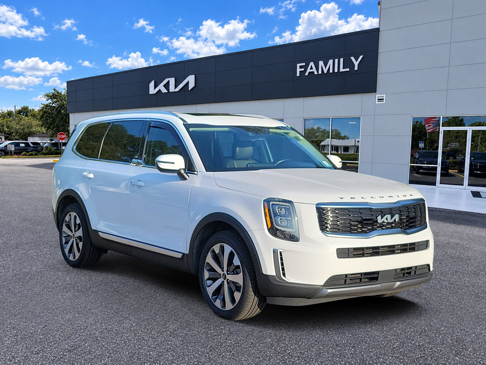 Certified 2022 Kia Telluride EX w/ EX Premium Package