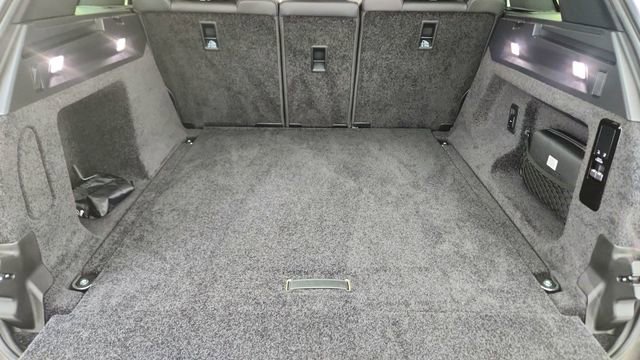 Used 2023 Land Rover Range Rover SE AWD/4WD image 15