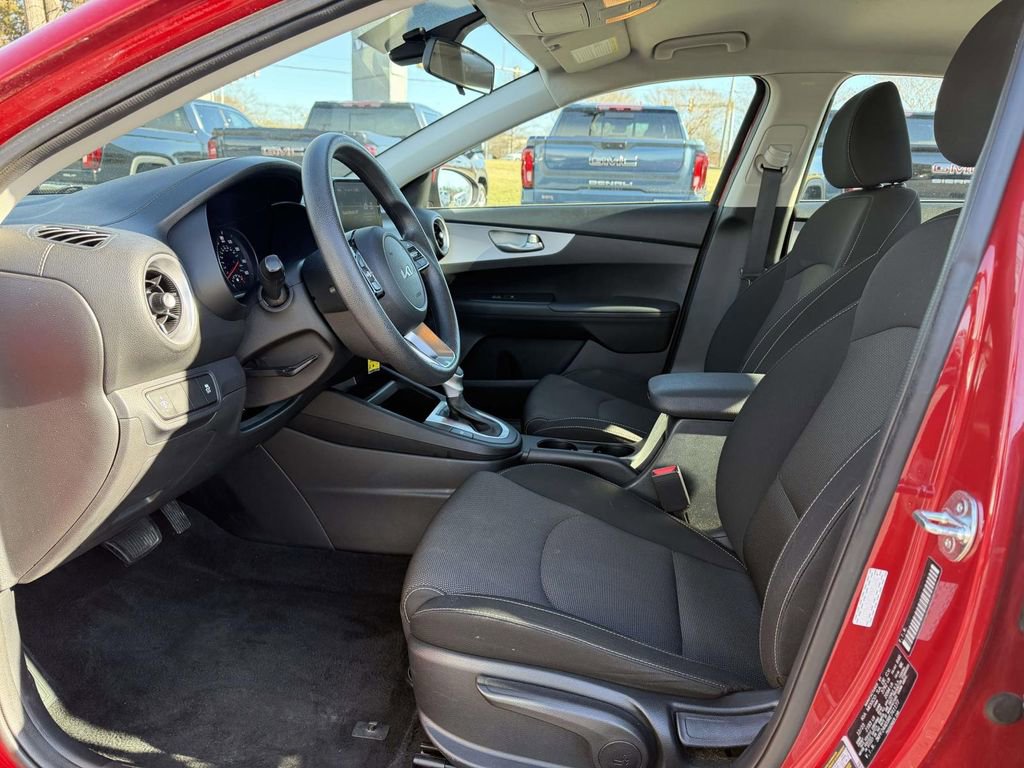 Used 2024 Kia Forte LXS image 15