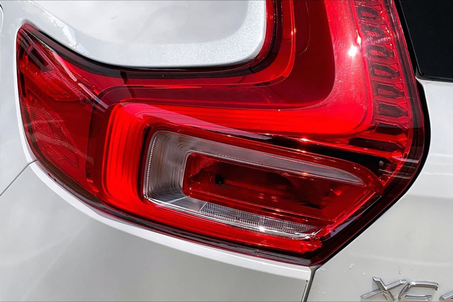 Used 2023 Volvo XC40 Recharge Ultimate AWD/4WD image 27
