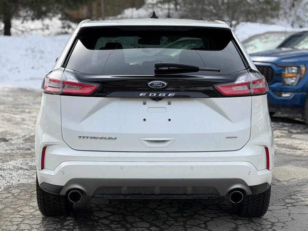 Certified 2022 Ford Edge Titanium w/ Equipment Group 301A image 4