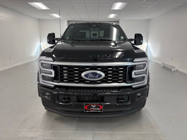 New 2026 Ford F450 Platinum w/ FX4 Off-Road Package image 2