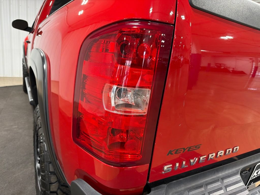 Used 2013 Chevrolet Silverado 2500 W/T AWD/4WD image 15