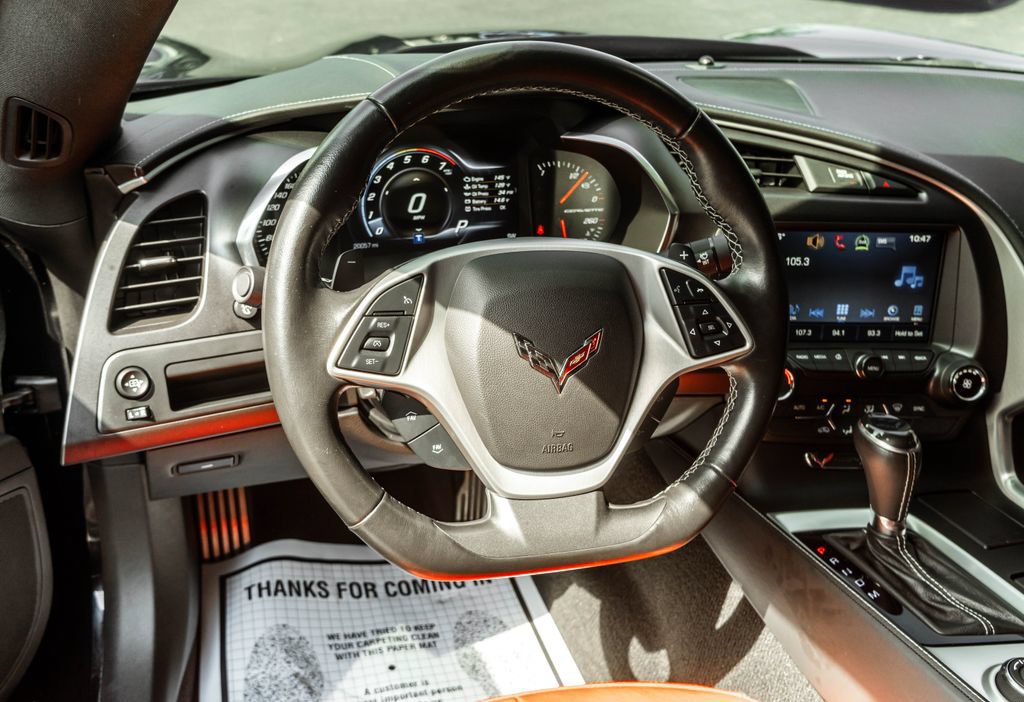 Used 2019 Chevrolet Corvette Stingray Coupe w/ 1LT RWD image 9