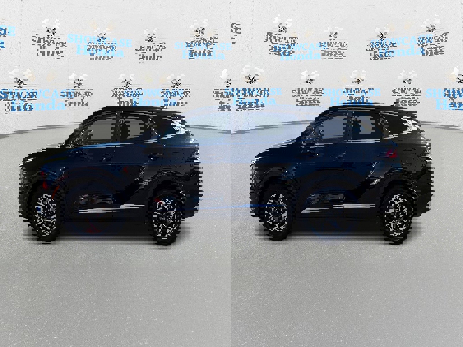 Used 2024 Kia Sportage LX image 4