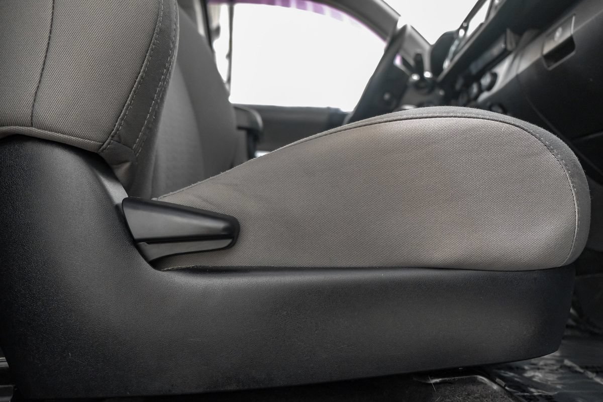 Used 2018 Toyota Tacoma SR w/ SR Convenience Package AWD/4WD image 31