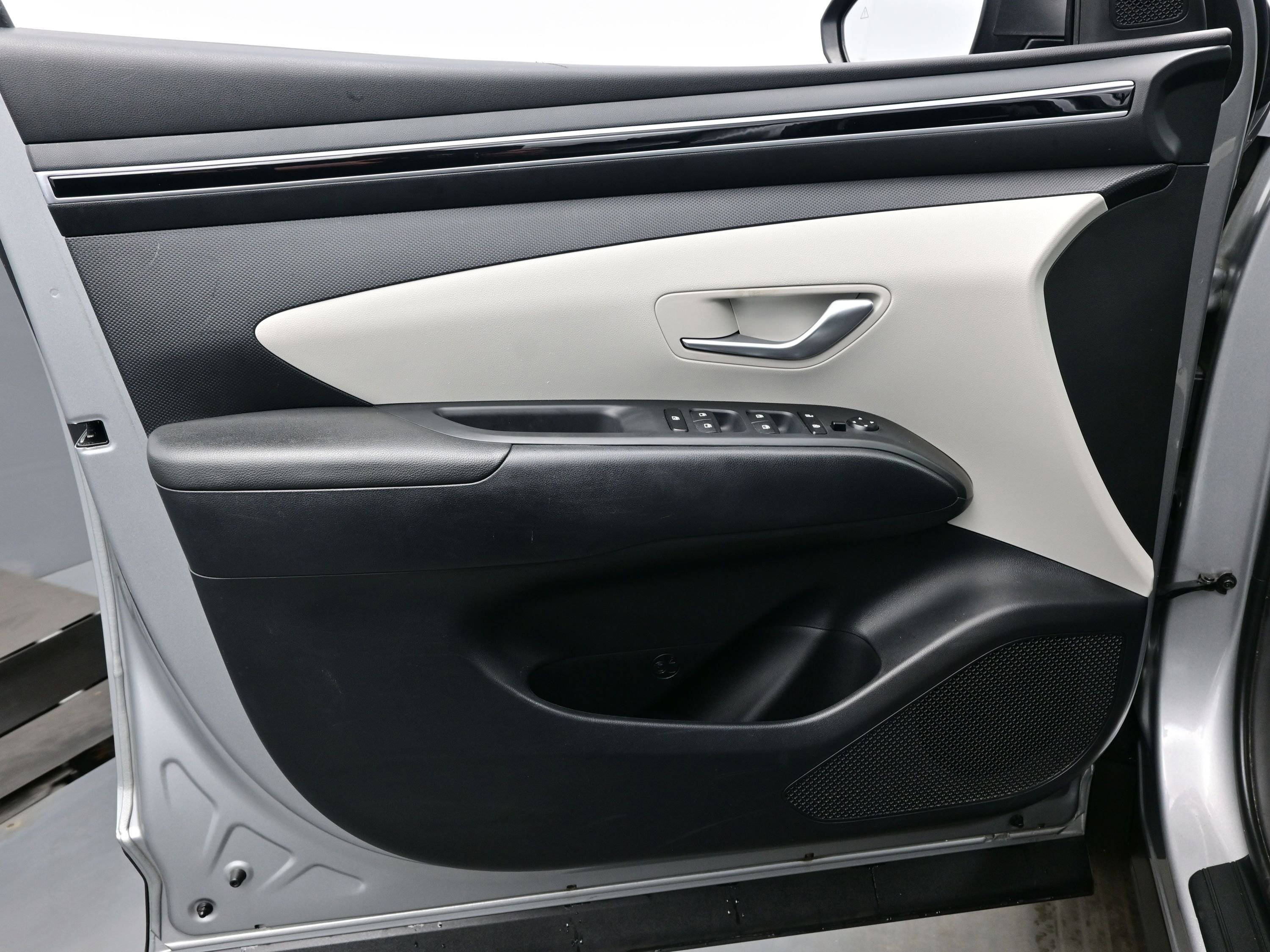 Used 2023 Hyundai Tucson Blue image 9