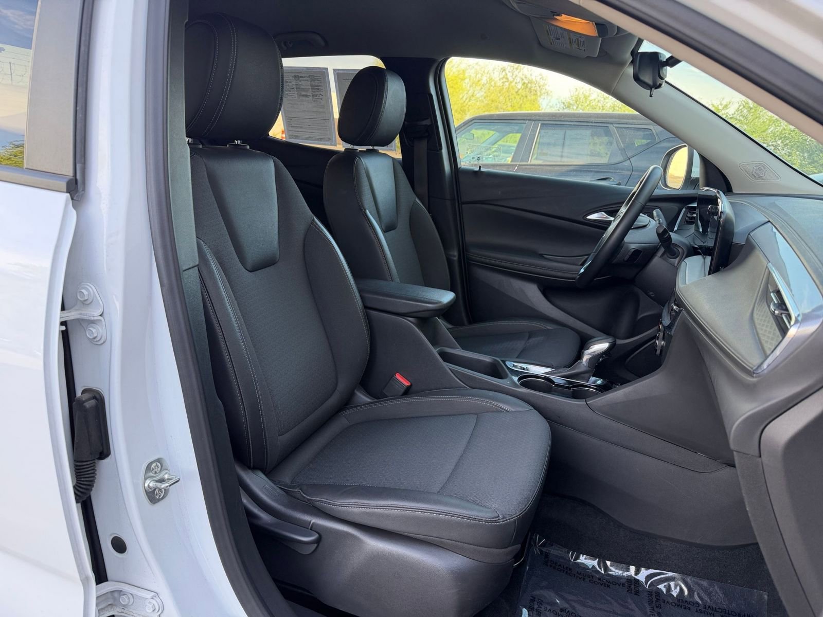 Used 2025 Buick Encore GX Preferred FWD image 35