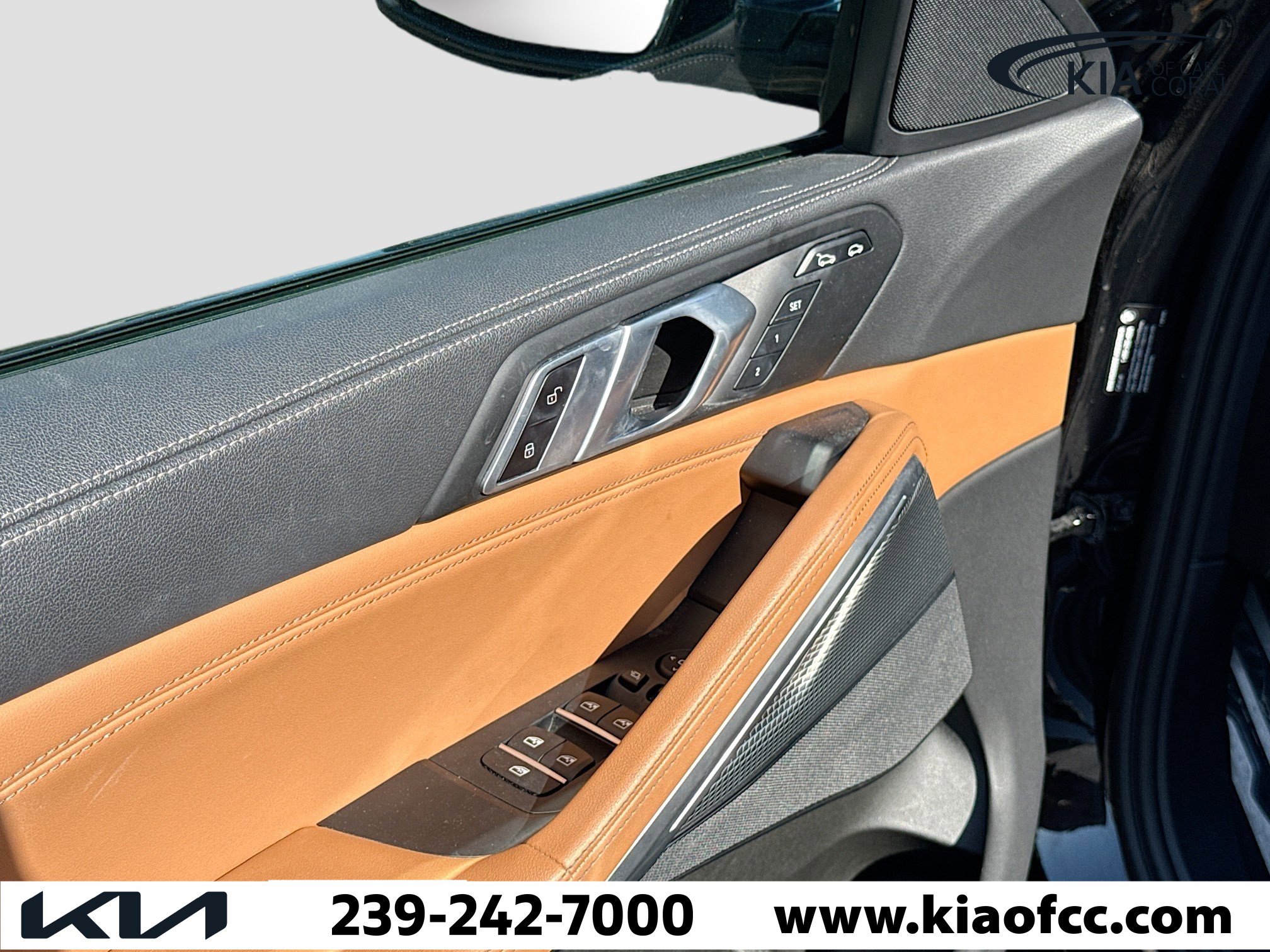 Used 2023 BMW X6 xDrive40i w/ M Sport Package image 22