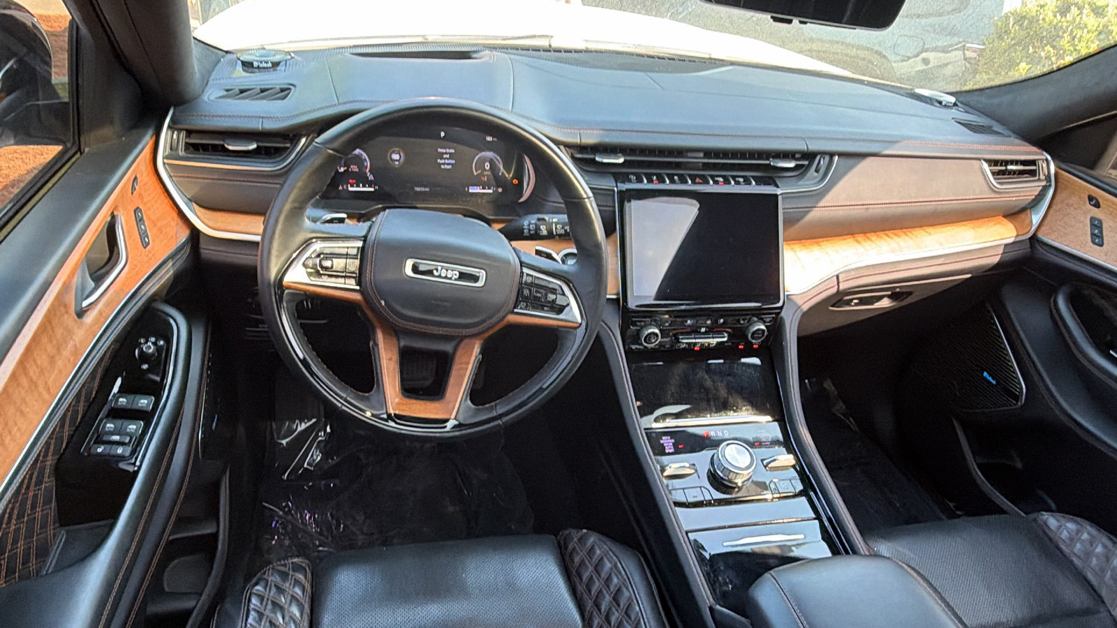 Used 2021 Jeep Grand Cherokee L Summit AWD/4WD image 24