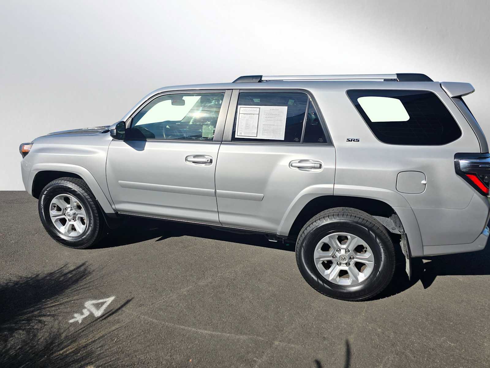 Used 2023 Toyota 4Runner SR5 image 6