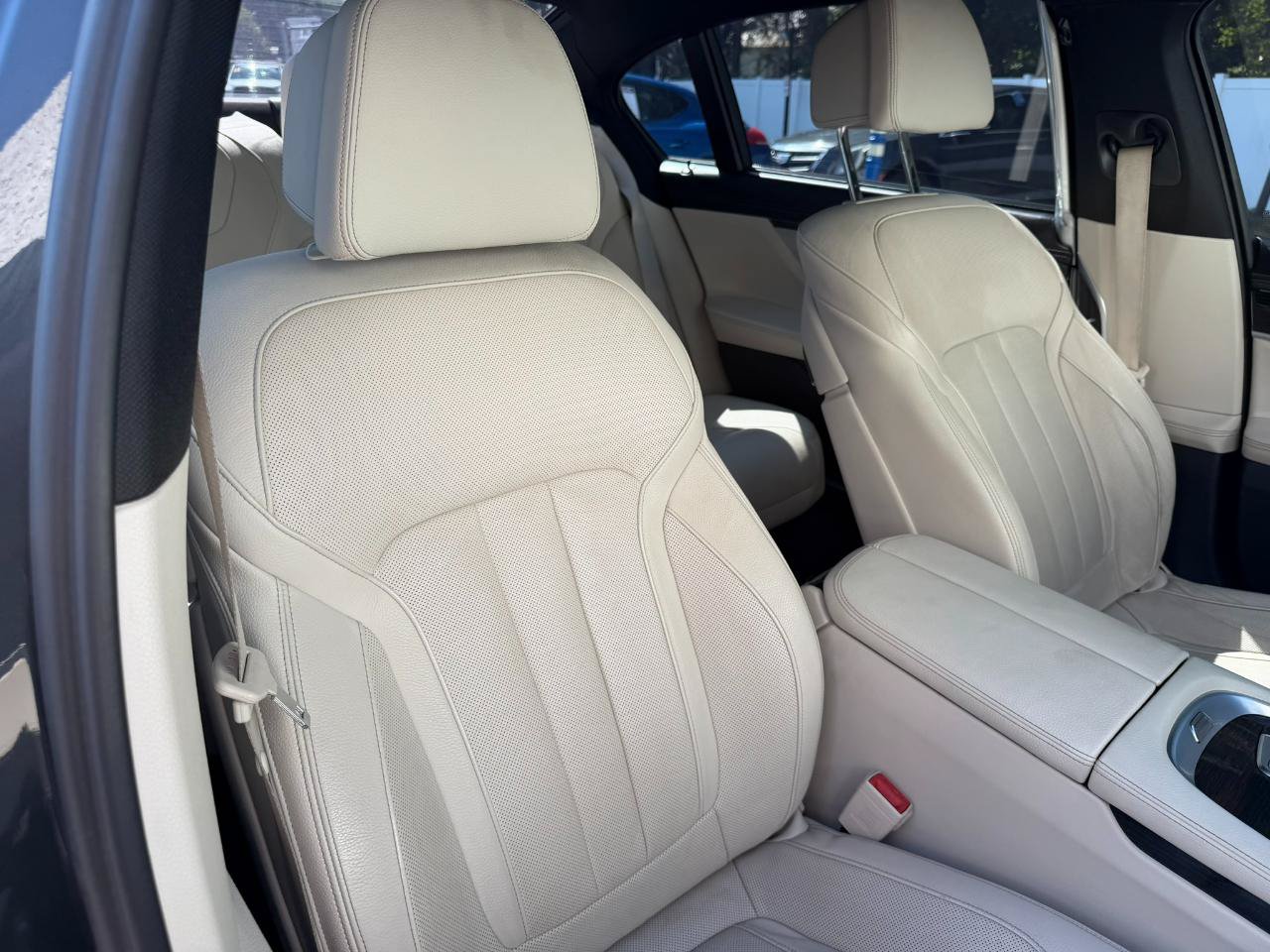 Used 2017 BMW 740i RWD image 52