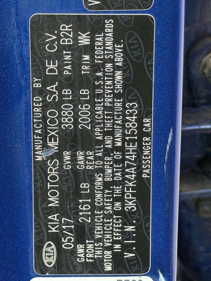 Used 2017 Kia Forte LX image 26