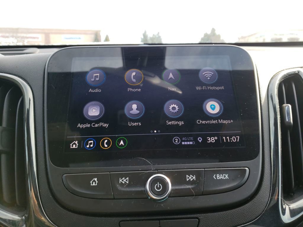 Used 2022 Chevrolet Equinox RS w/ Infotainment Package image 19