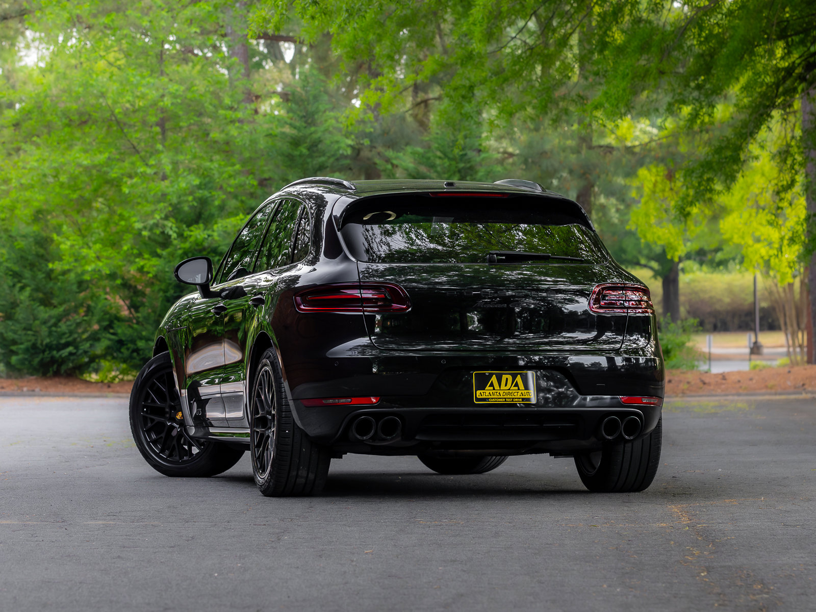 Used 2017 Porsche Macan GTS AWD/4WD image 3