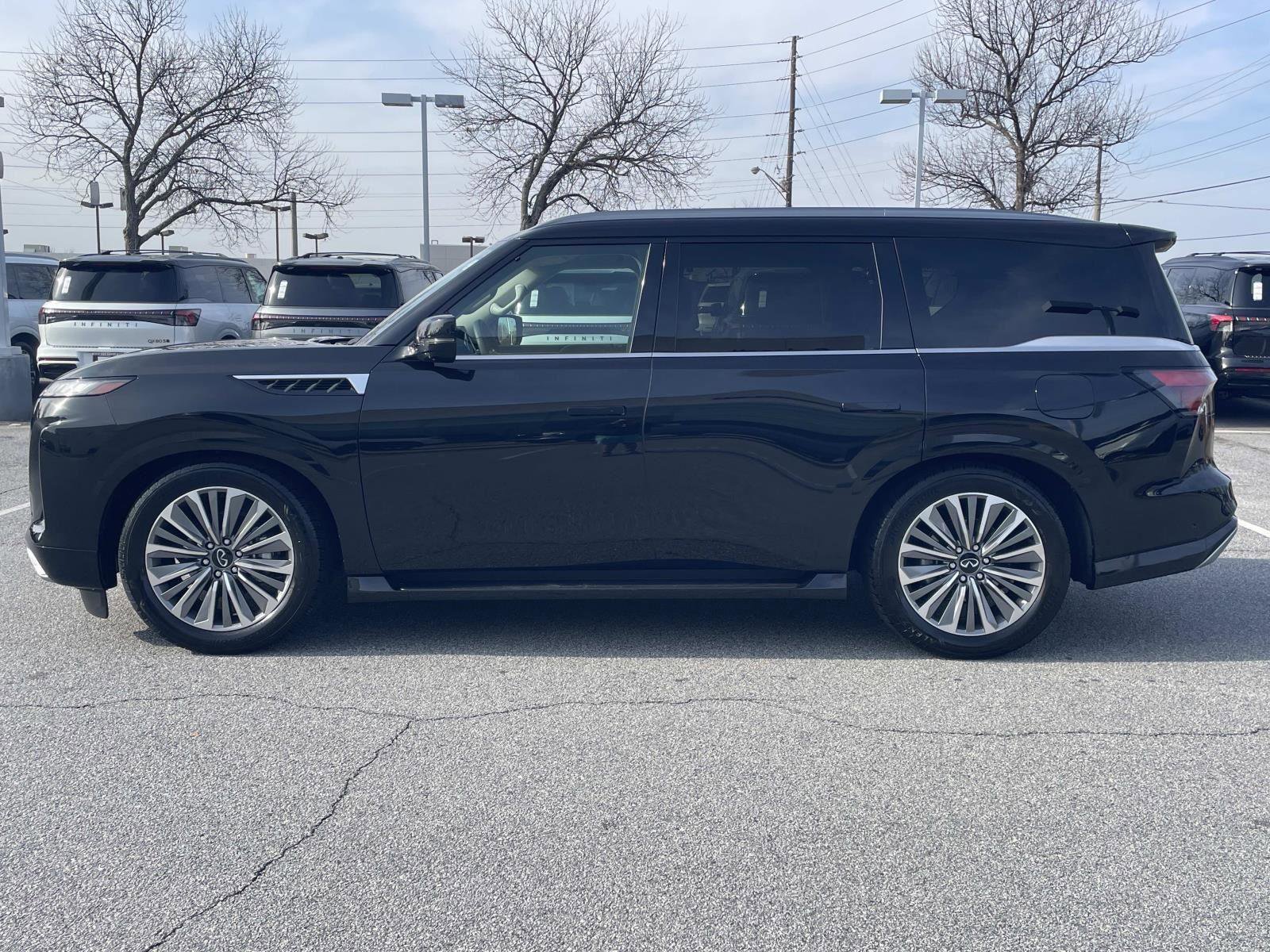 Certified 2025 INFINITI QX80 Sensory image 2