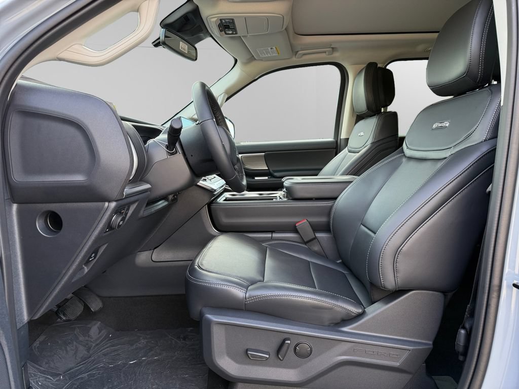 New 2026 Ford Expedition Max Platinum w/ Driver's Package AWD/4WD image 9