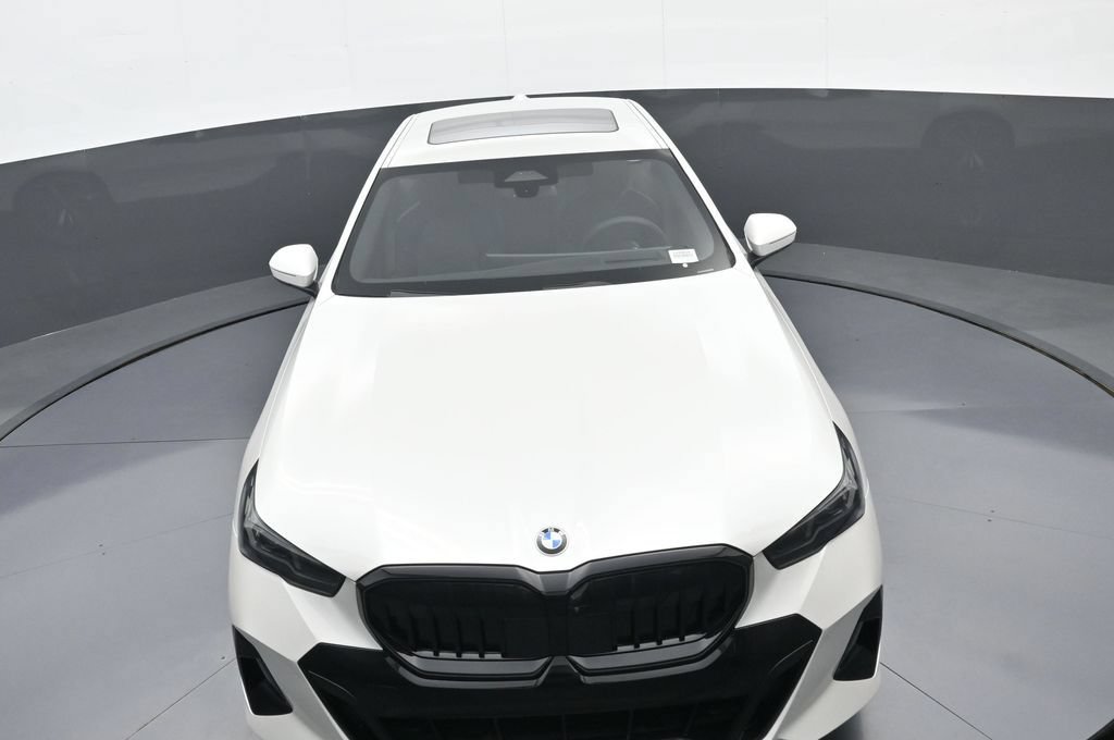 New 2027 BMW 530i xDrive w/ M Sport Package AWD/4WD image 30