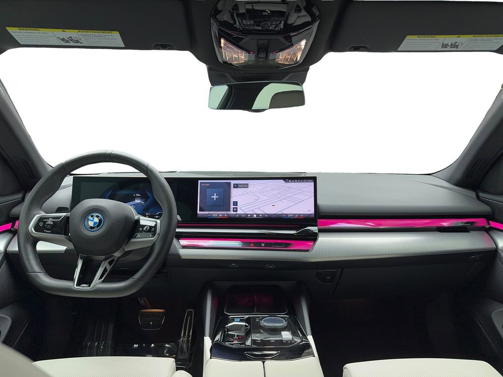 Used 2025 BMW i5 eDrive40i w/ M Sport Package RWD image 14