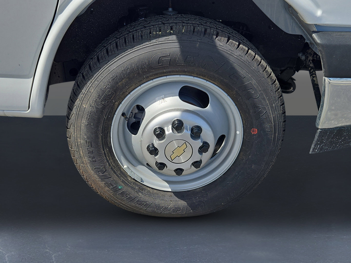 New 2026 Chevrolet Express 4500 w/ Power Convenience Package image 9