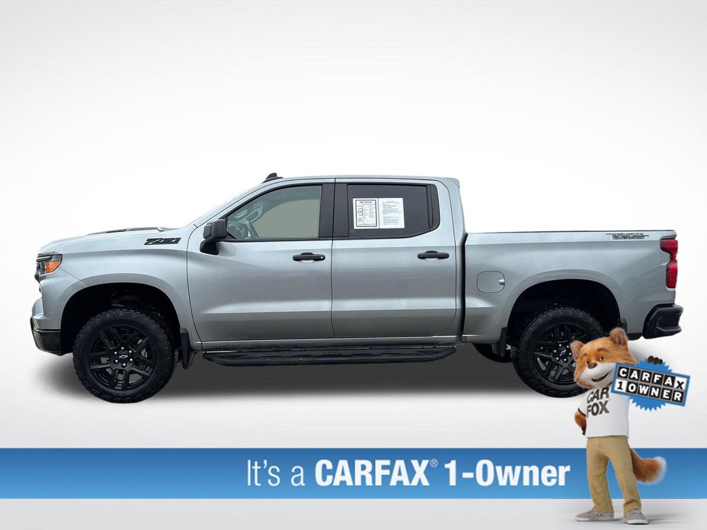 Used 2025 Chevrolet Silverado 1500 Custom Trail Boss w/ Dark Appearance Package AWD/4WD image 3