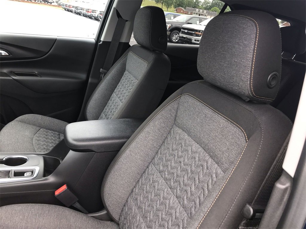 Used 2023 Chevrolet Equinox LT image 11