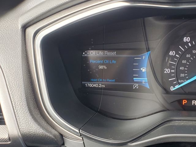 Used 2020 Ford Fusion SE image 12