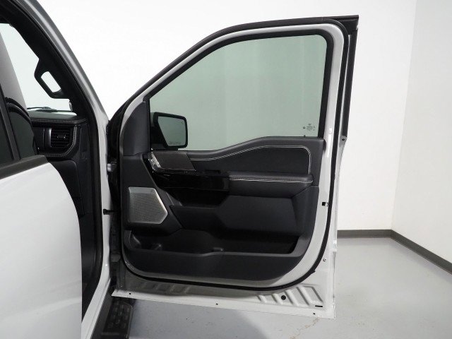 Used 2024 Ford F150 Lightning Platinum AWD/4WD image 76