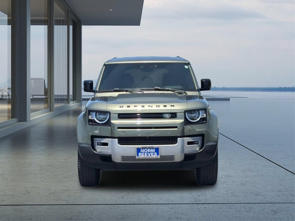 Used 2023 Land Rover Defender 110 S AWD/4WD image 9