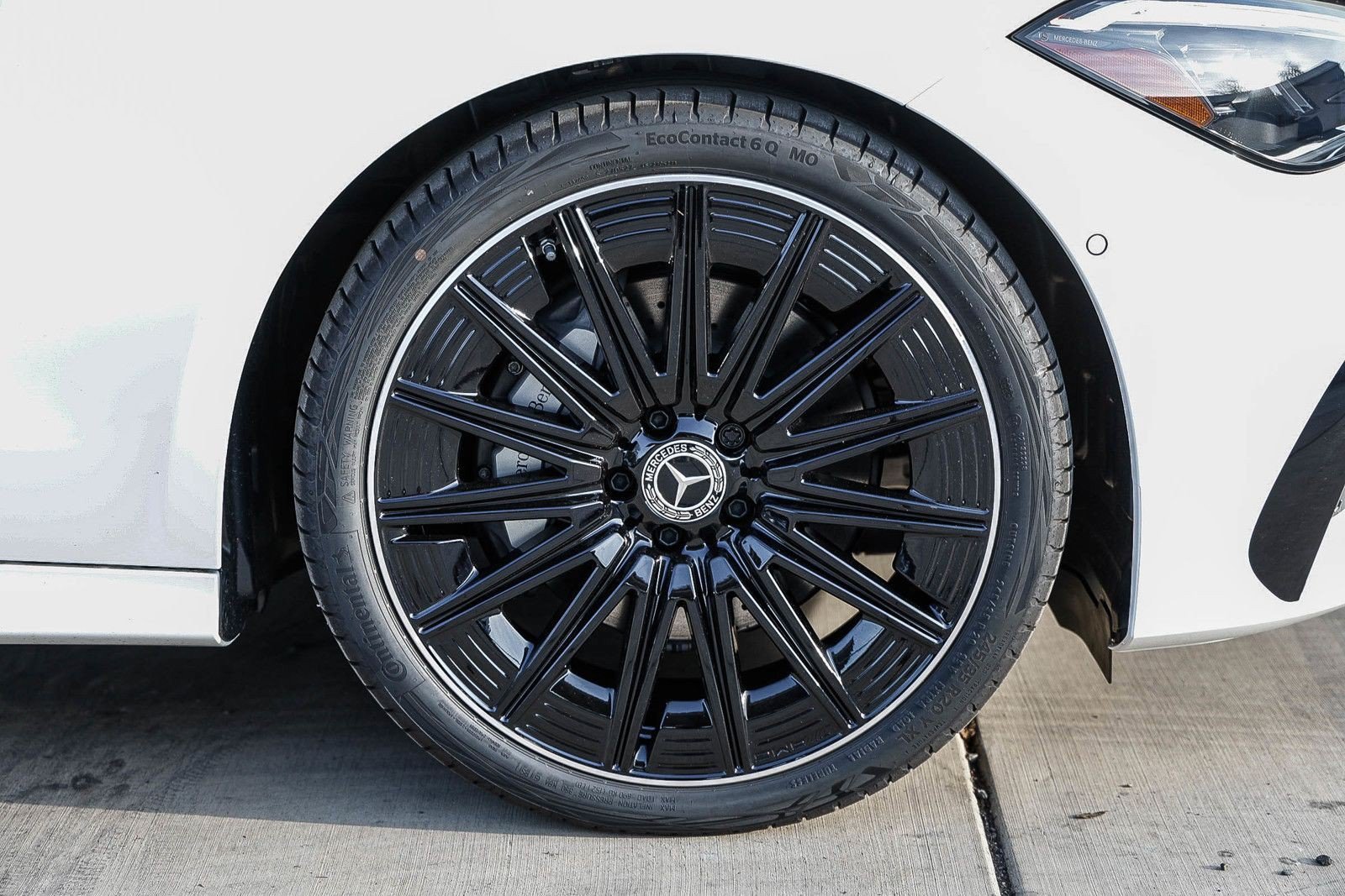 New 2026 Mercedes-Benz CLE 300 4MATIC Coupe image 10