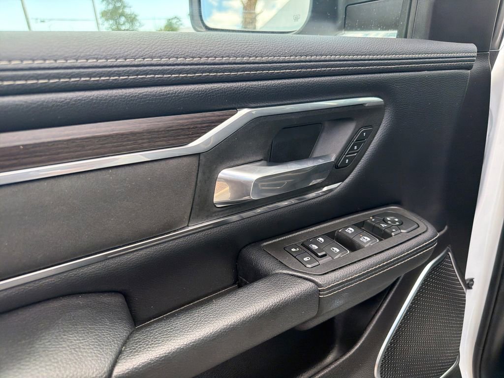 Used 2026 RAM 1500 Laramie AWD/4WD image 14