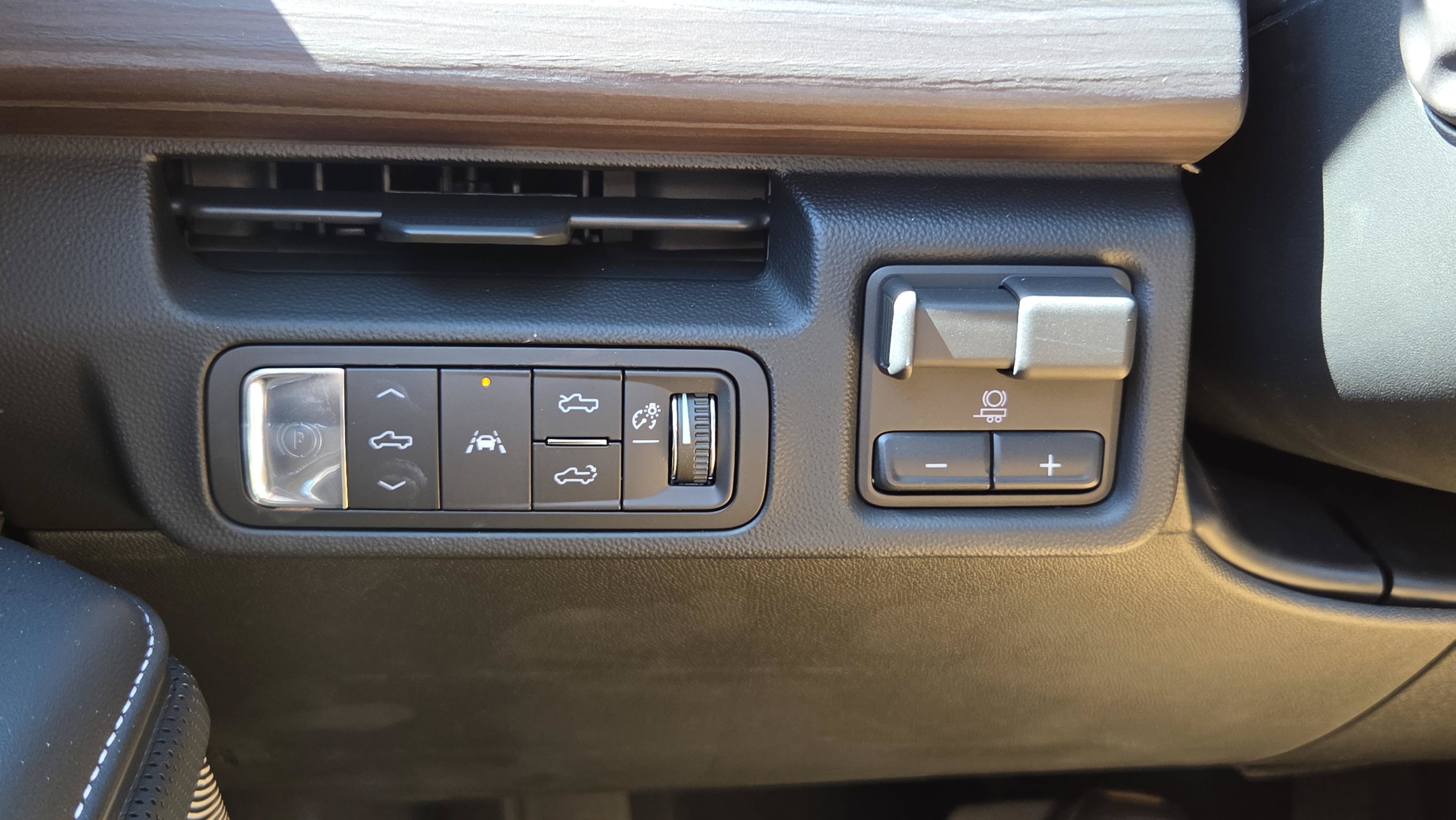 New 2025 GMC Sierra EV Denali AWD/4WD image 11