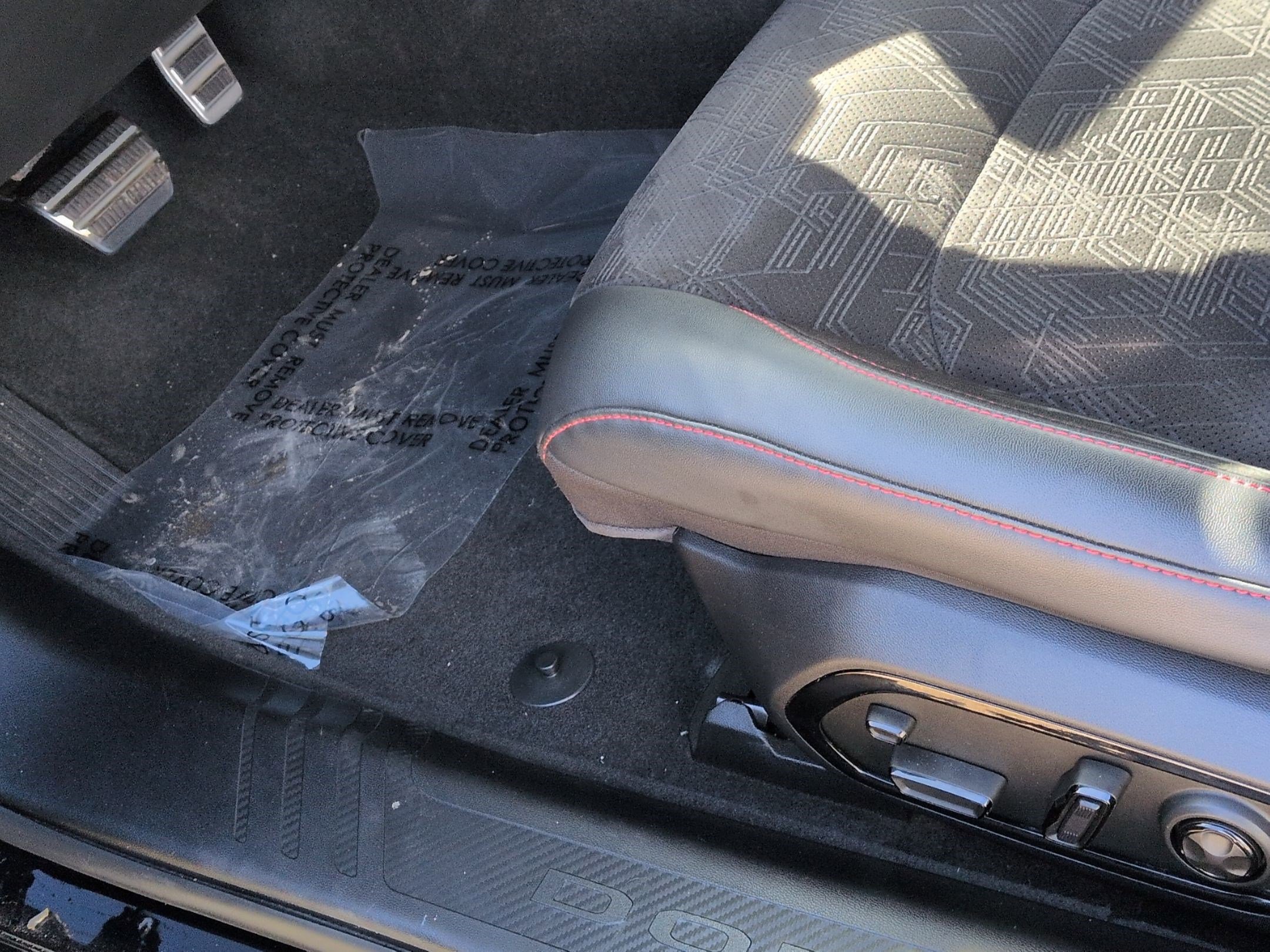 Used 2024 Dodge Charger Scat Pack w/ Plus Group image 17