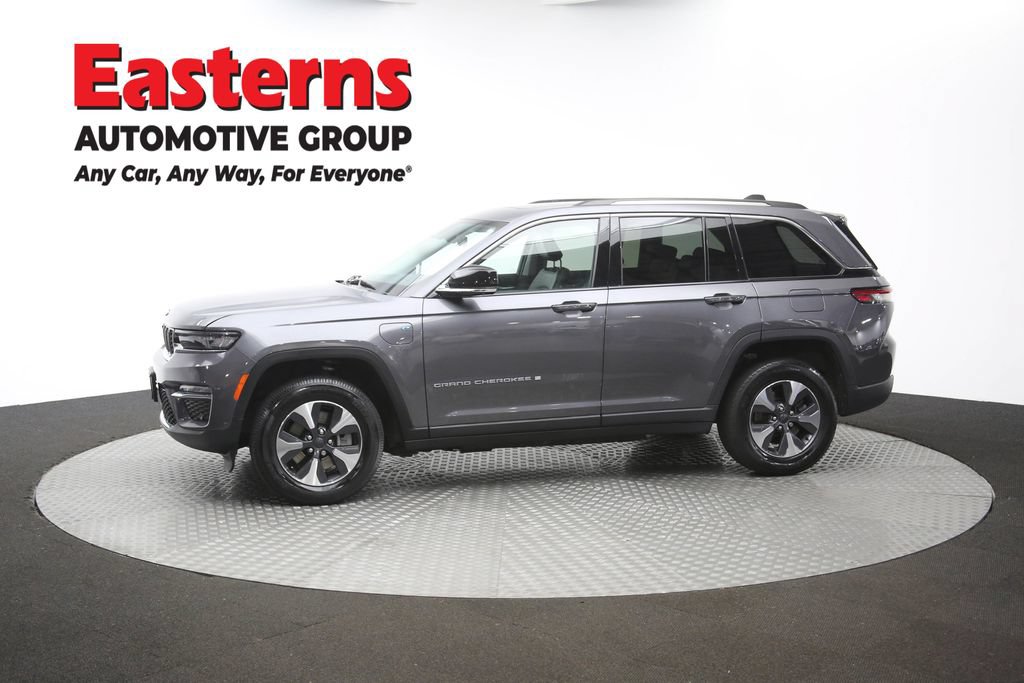 Used 2022 Jeep Grand Cherokee Limited 4xe w/ Luxury Tech Group II AWD/4WD image 63