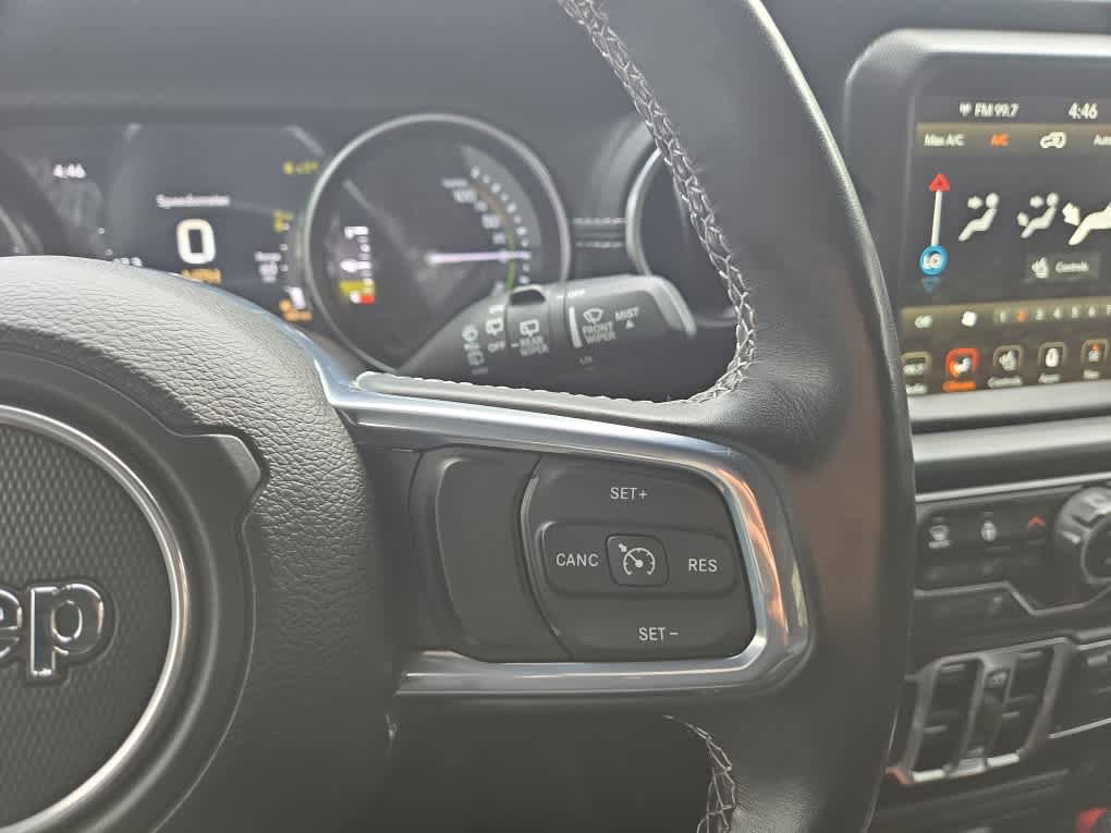 Used 2023 Jeep Wrangler Unlimited Sahara w/ Cold Weather Group AWD/4WD image 23