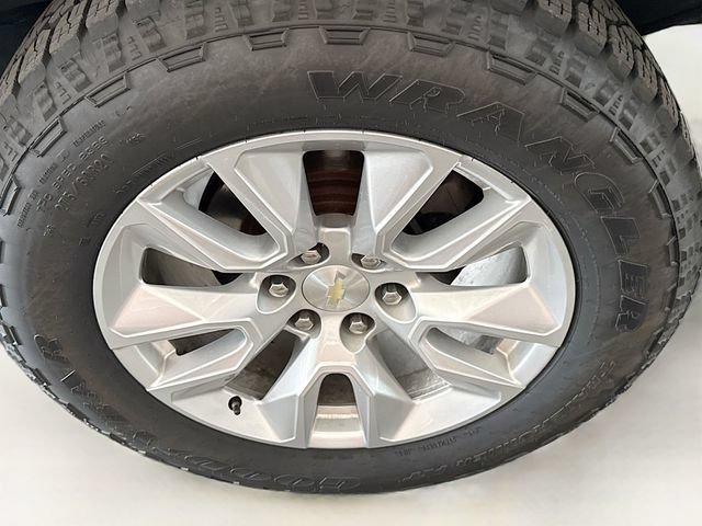 Used 2021 Chevrolet Silverado 1500 Custom AWD/4WD image 30