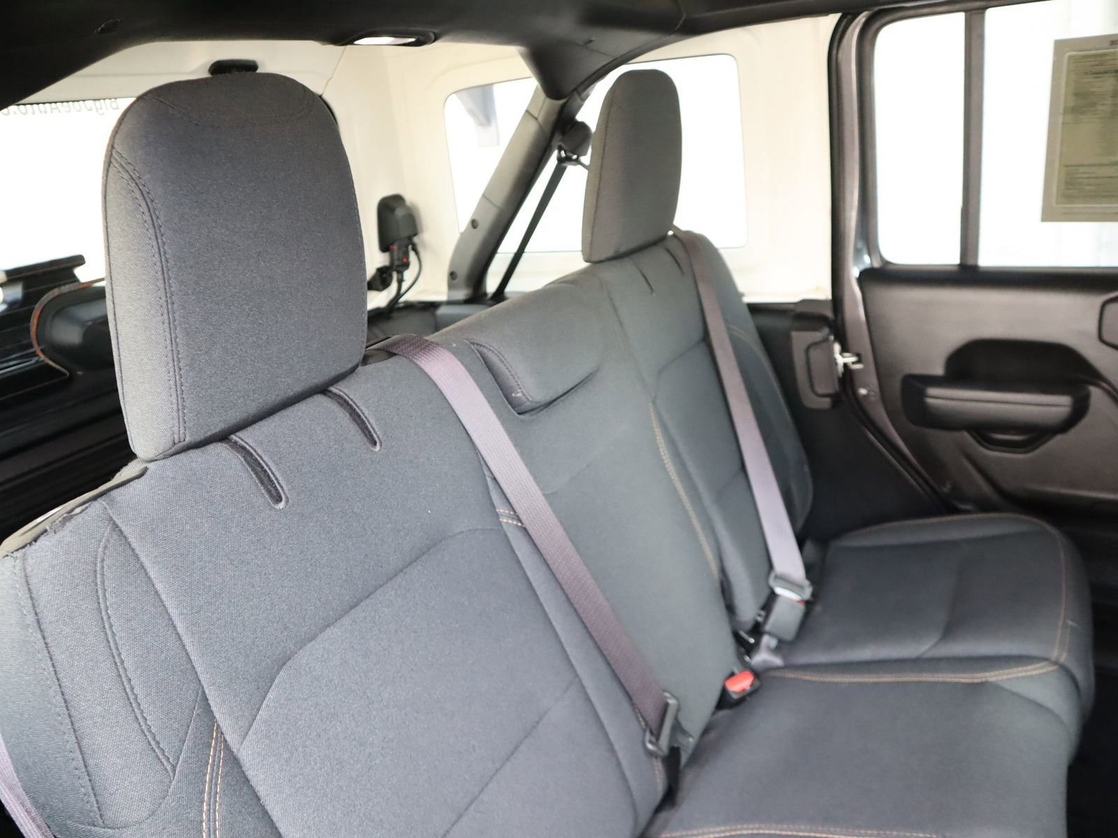 Used 2024 Jeep Wrangler Sport S image 57