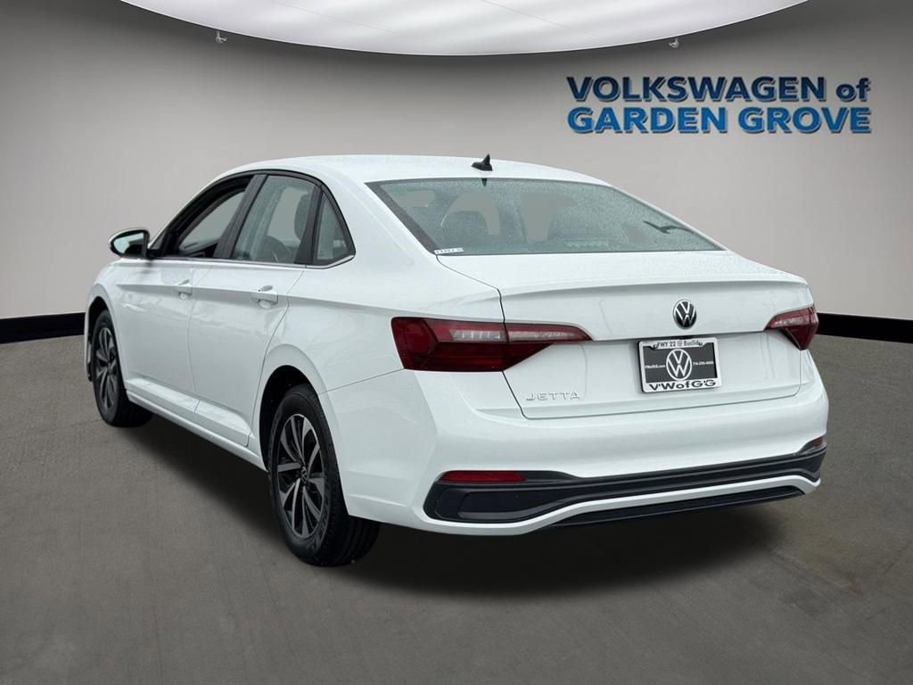 Used 2024 Volkswagen Jetta S image 5