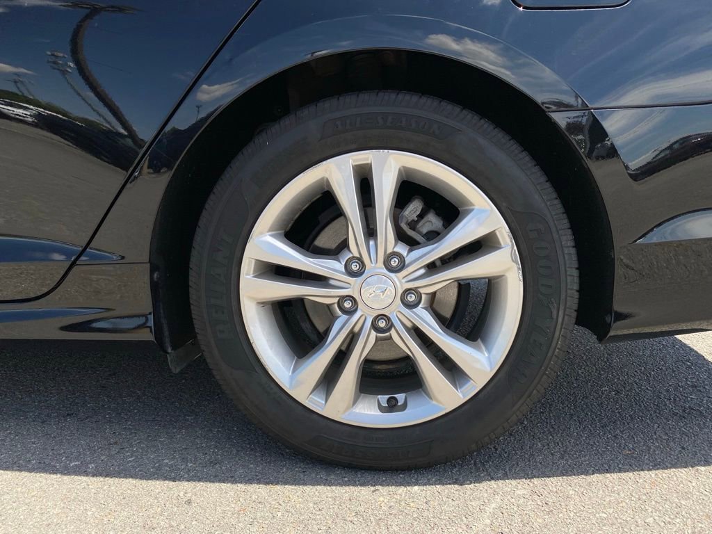 Used 2019 Hyundai Sonata Limited FWD image 32