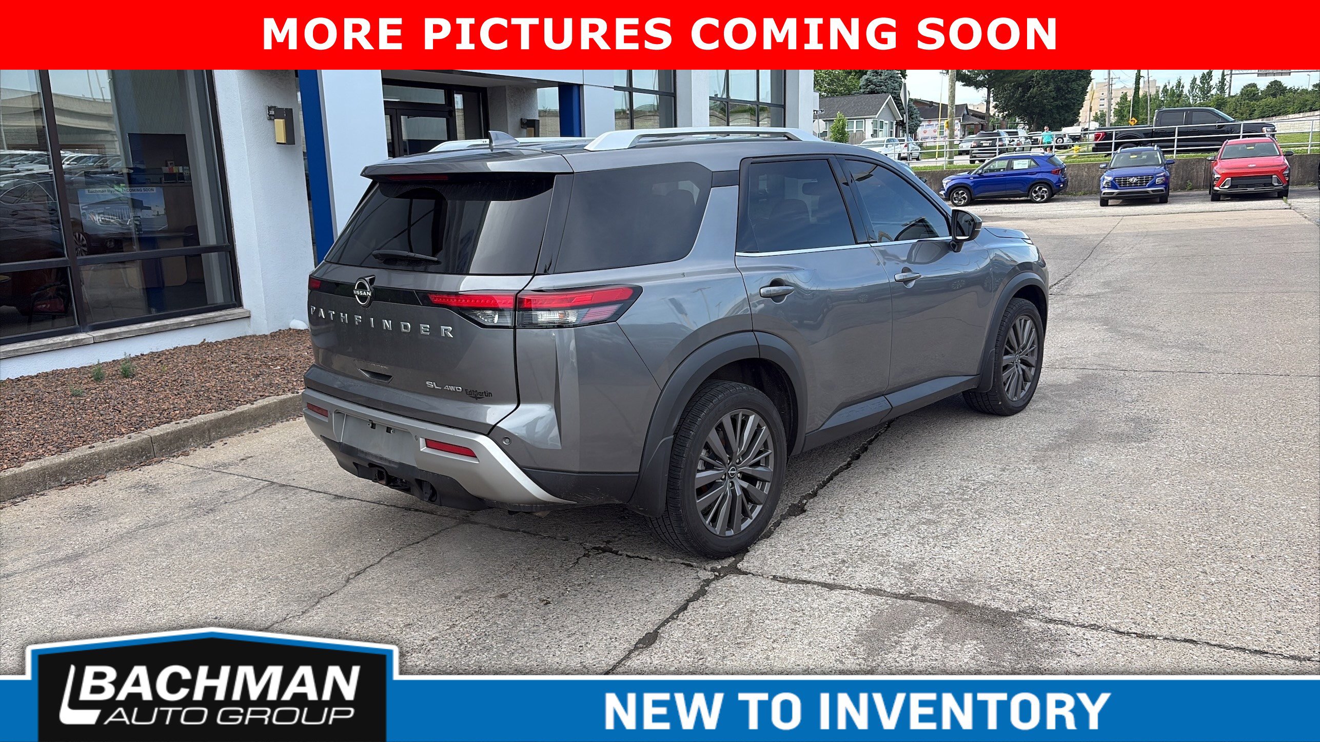 Used 2022 Nissan Pathfinder SL w/ SL Premium Package AWD/4WD image 7