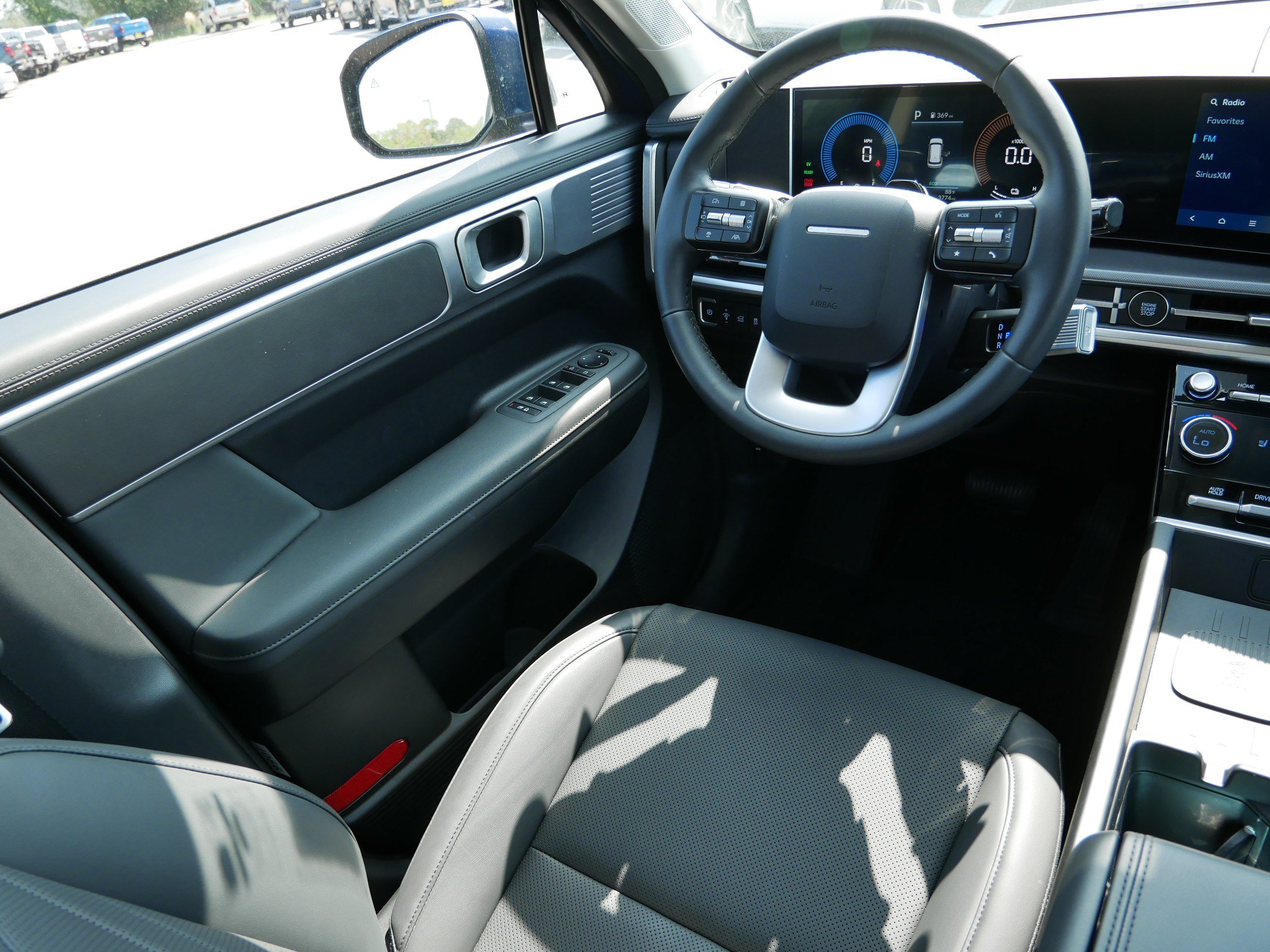 Certified 2026 Hyundai Santa Fe SEL AWD/4WD image 9