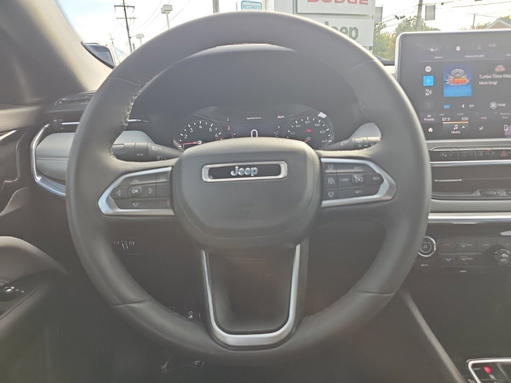 Certified 2023 Jeep Compass Limited AWD/4WD image 24