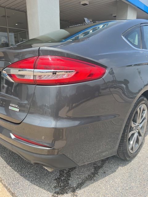 Used 2020 Ford Fusion SEL FWD image 8