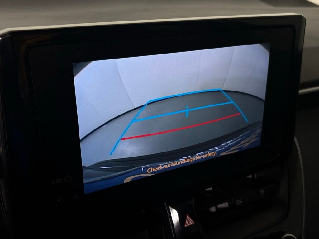 Used 2025 Toyota Corolla LE FWD image 22