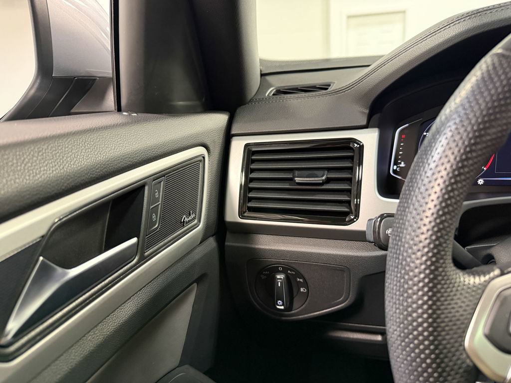 Used 2023 Volkswagen Atlas Cross Sport SEL Premium R-Line image 76